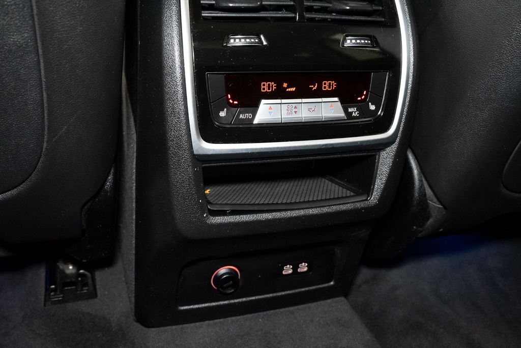 2019 BMW X7 40i - Photo 33