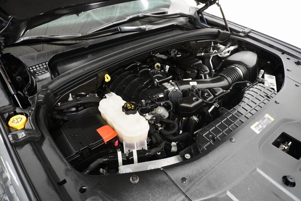 2021 Jeep Grand Cherokee L photo 4