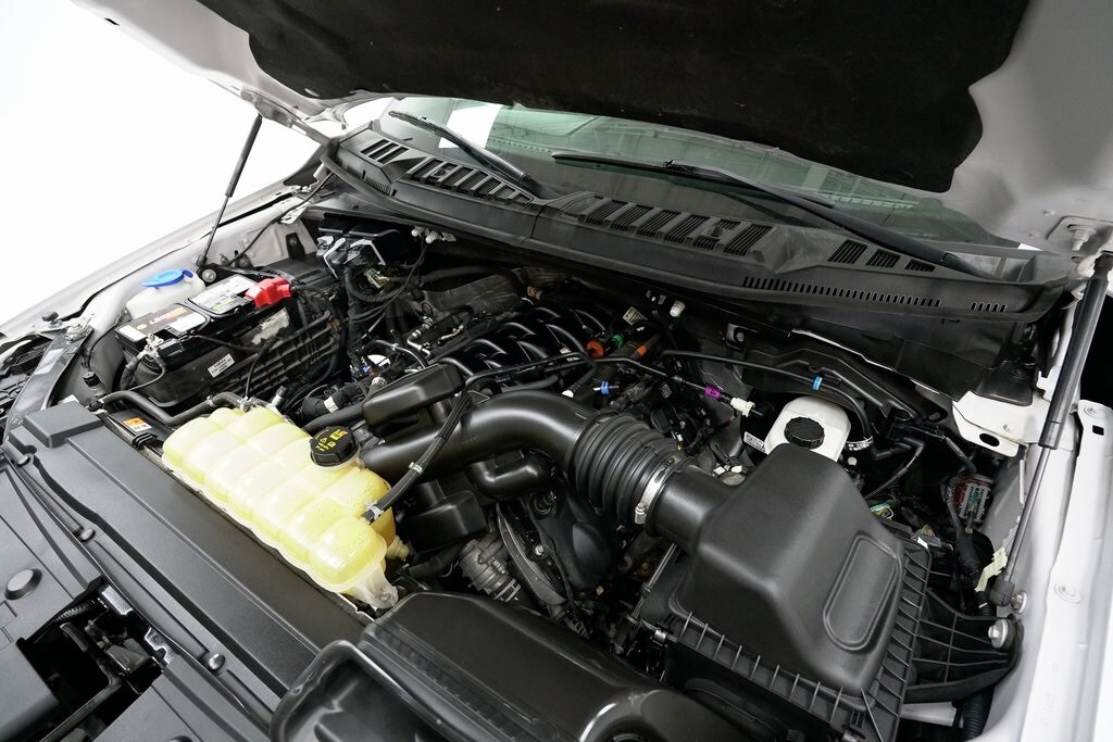 2019 Ford F-150 XLT photo 4