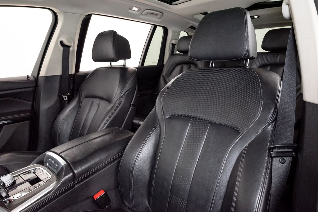 2019 BMW X7 40i - Photo 12