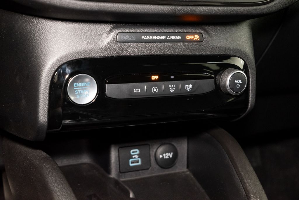 2023 Ford Escape ST-Line Select - Photo 20