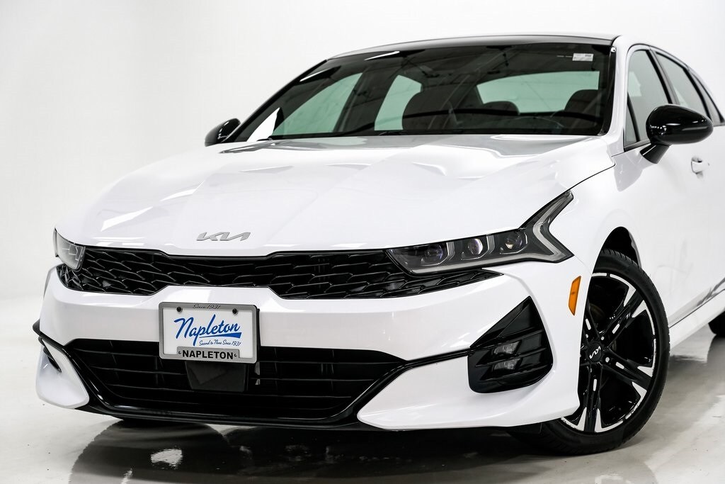 2023 Kia K5 GT-Line photo 2