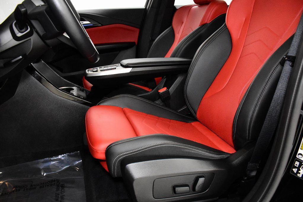 2024 BMW X1 28i - Photo 12