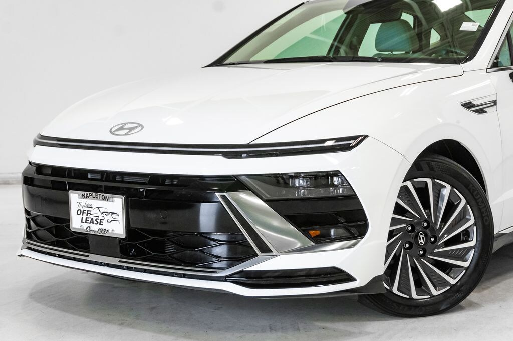 Used 2025 Hyundai Sonata Hybrid SEL Sedan