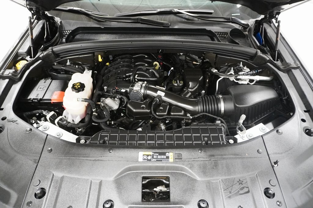 2021 Jeep Grand Cherokee L photo 3