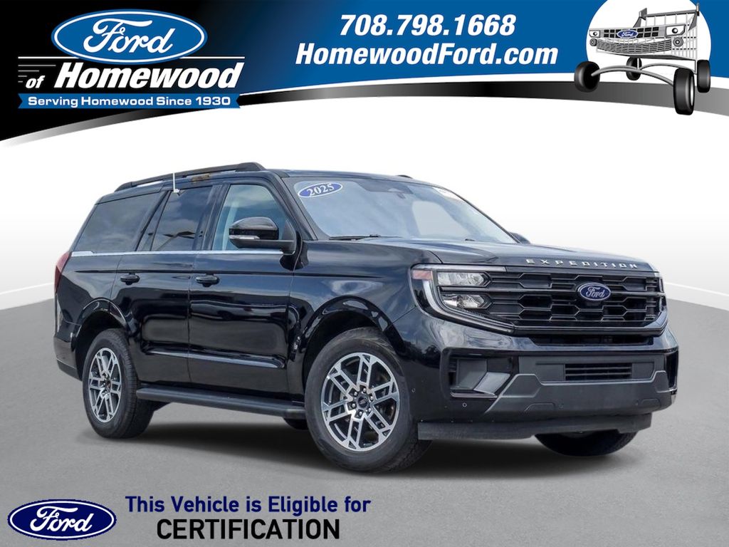 2025 Ford Expedition Active 4x4's photo