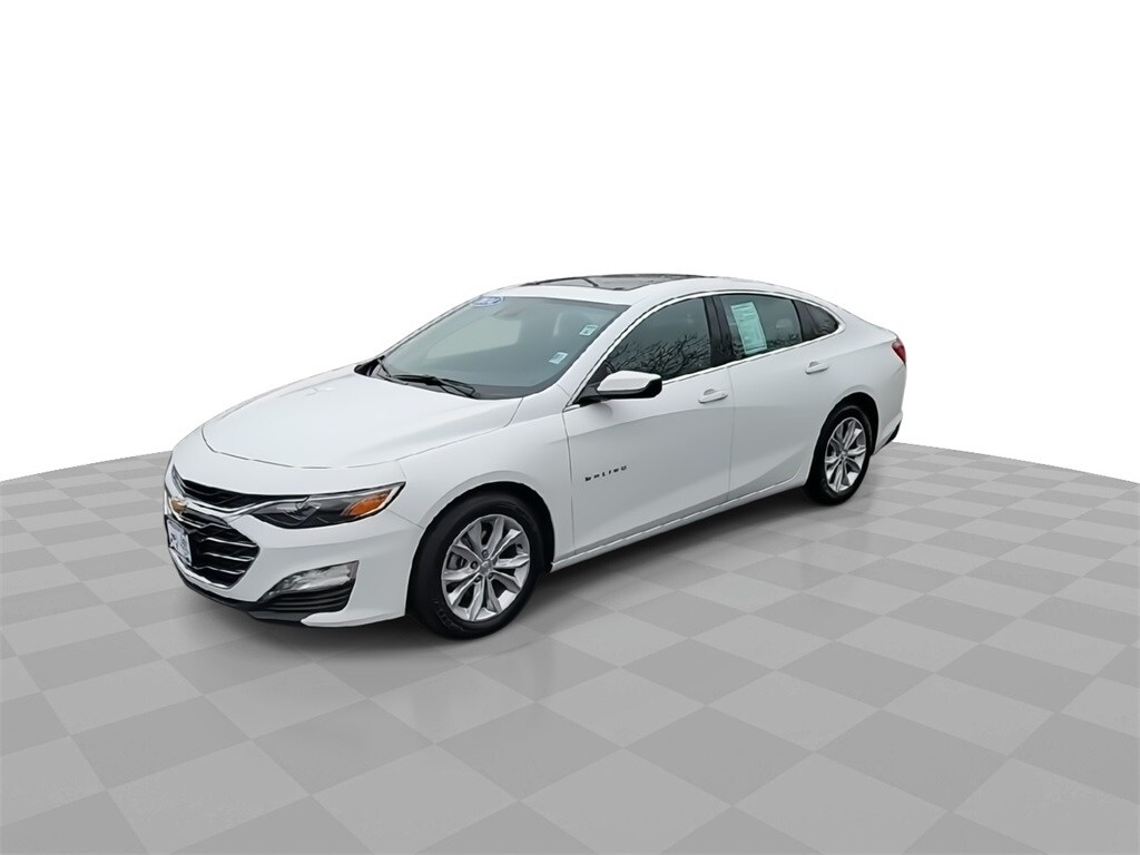 2024 Chevrolet Malibu 1LT photo 3