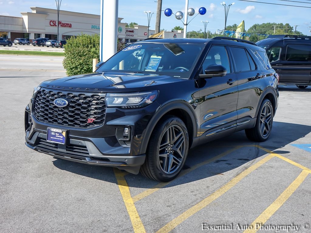 Used 2025 Ford Explorer ST SUV