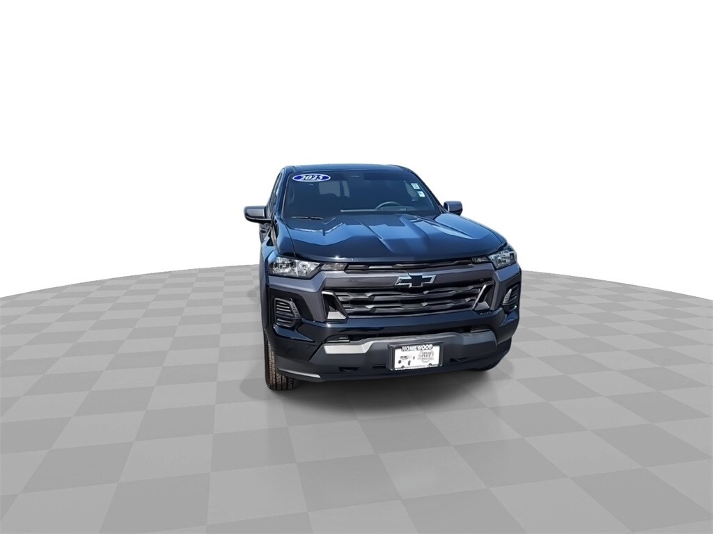 2025 Chevrolet Colorado Work Truck LT photo 3