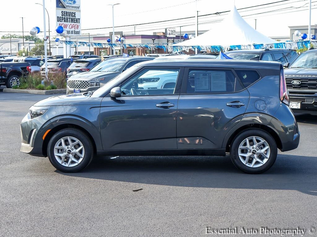 Certified 2025 Kia Soul LX Hatchback