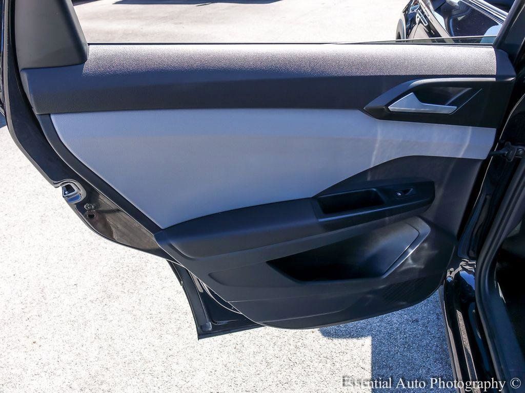 2023 Volkswagen Taos SE - Photo 21
