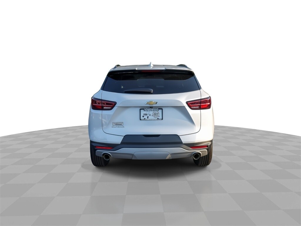 2023 Chevrolet Blazer 2LT photo 3
