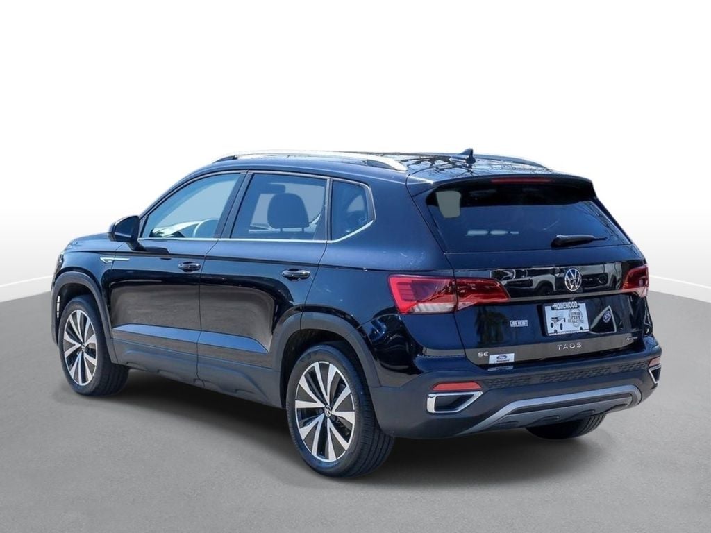2023 Volkswagen Taos SE - Photo 6
