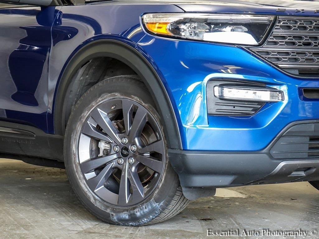 2022 Ford Explorer XLT photo 3