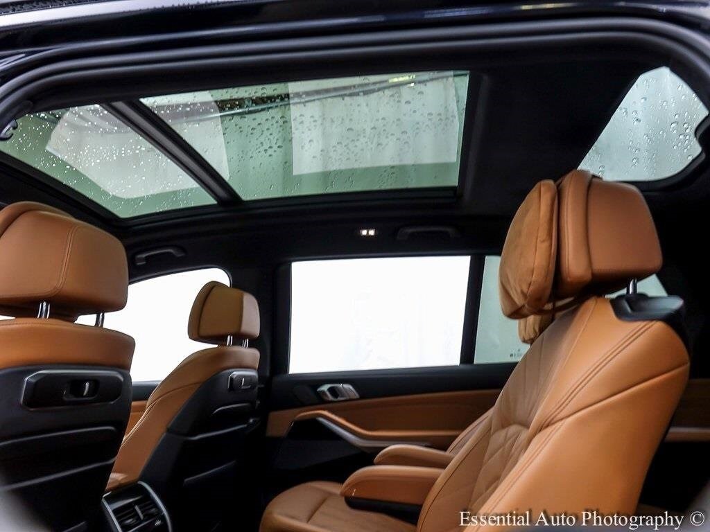 2023 Bmw X7 xDrive40i photo 2