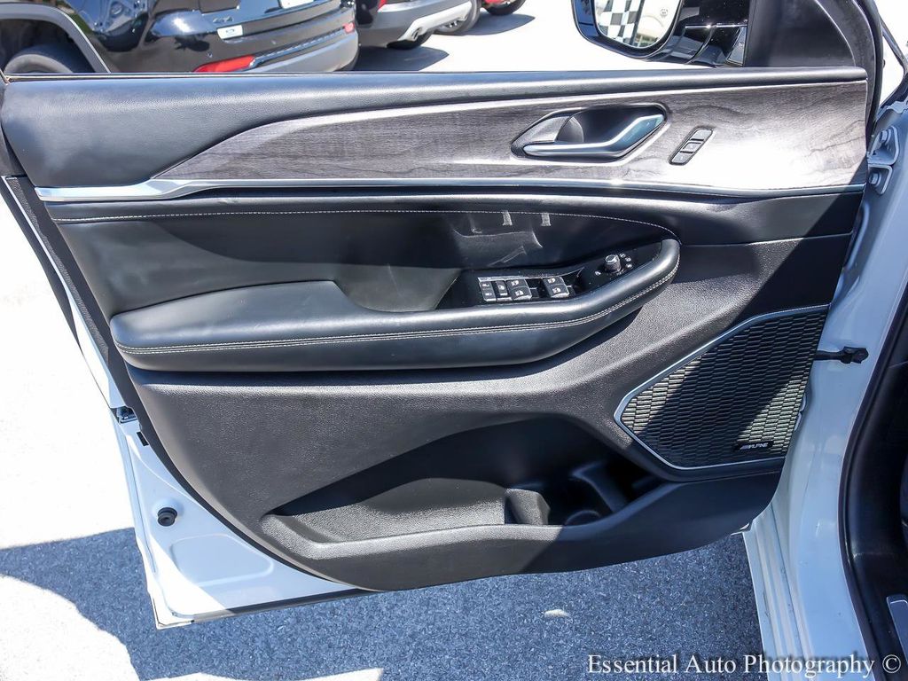 2023 Jeep Grand Cherokee L Overland - Photo 22
