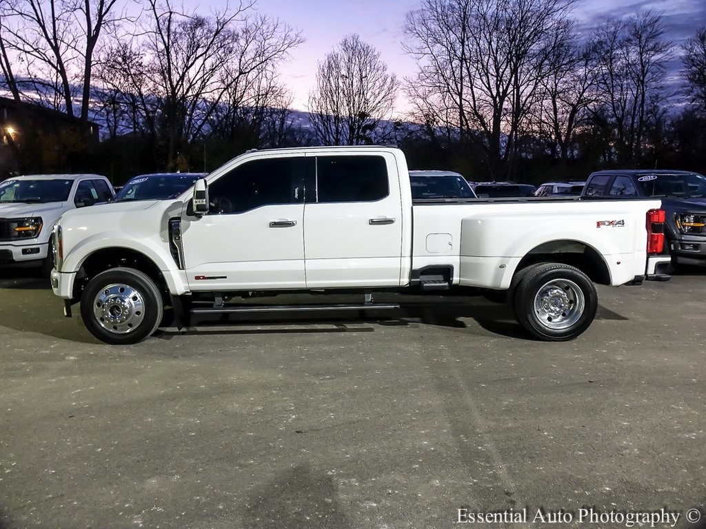 Used 2023 Ford F-450SD Platinum Truck