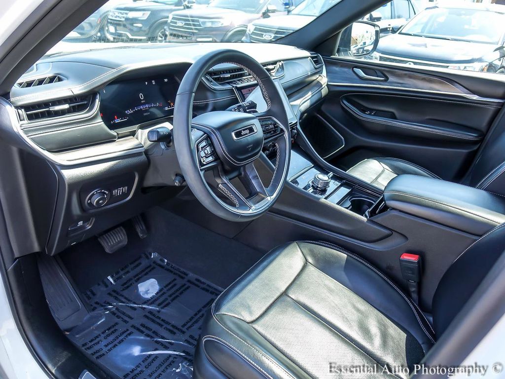2023 Jeep Grand Cherokee L Overland - Photo 10