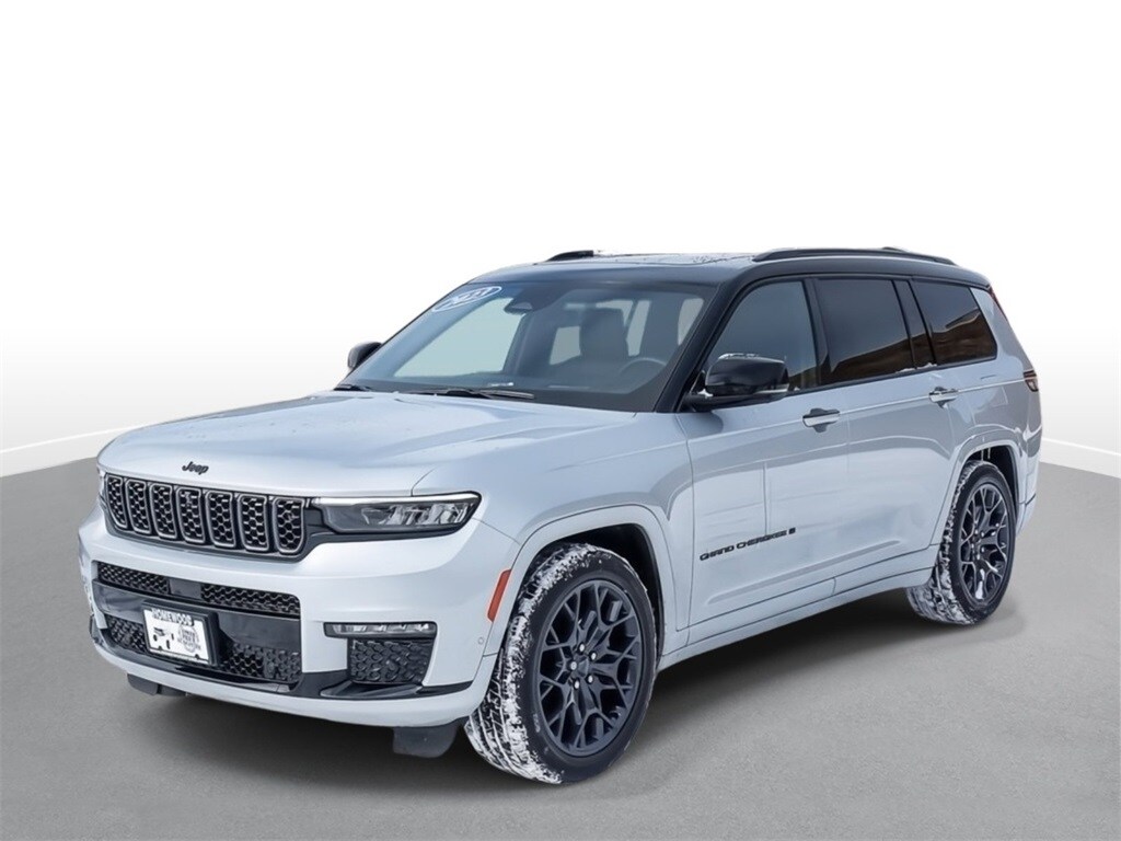 2023 Jeep Grand Cherokee L Summit photo 2