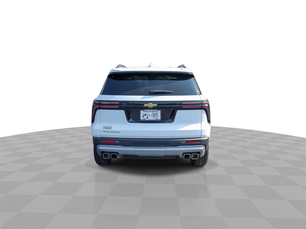 2025 Chevrolet Traverse photo 3