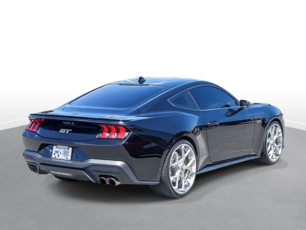 2025 Ford Mustang GT Premium - Photo 8