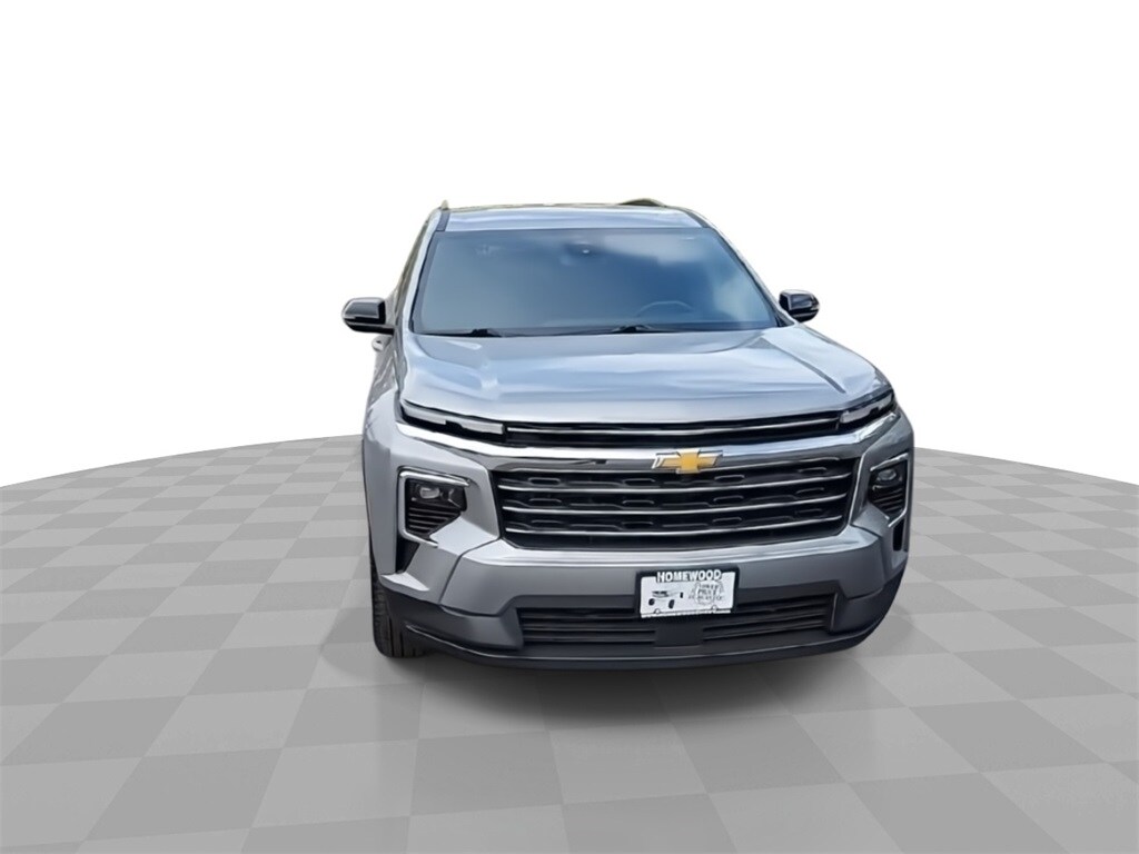 2025 Chevrolet Traverse photo 2