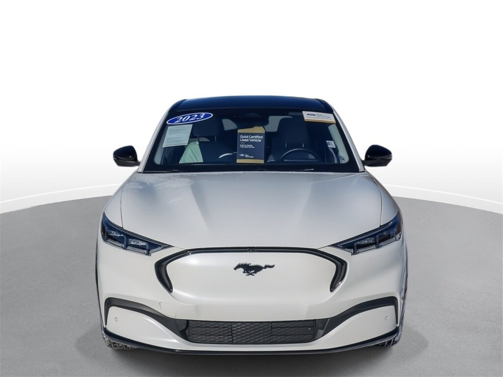 2023 Ford Mustang Mach-E Premium photo 2