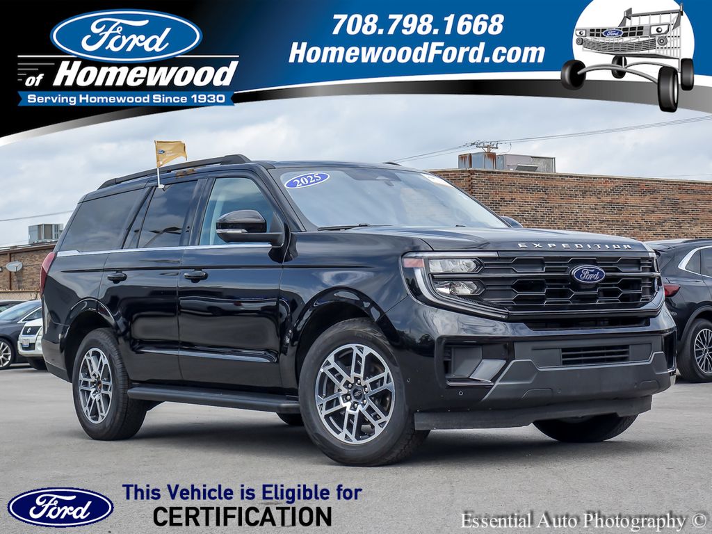 2025 Ford Expedition Active 4x4's photo