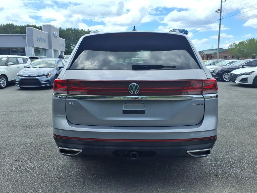 Used 2025 Volkswagen Atlas 2.0T SE w/Technology Sport Utility