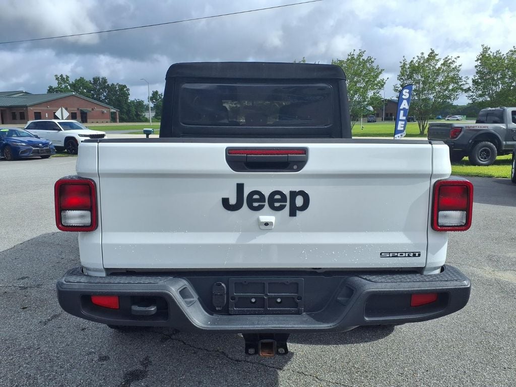 Used 2020 Jeep Gladiator Sport S Crew Cab