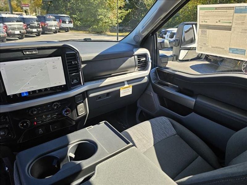 2026 Ford F-250 Super Duty XLT - Photo 12