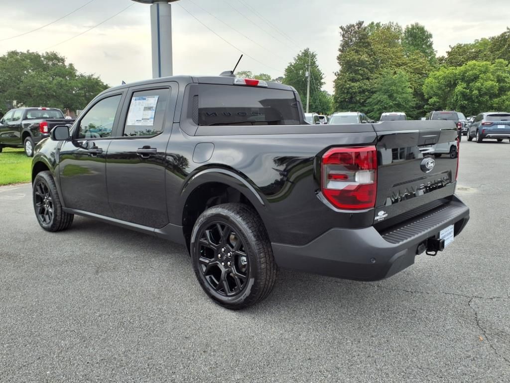 2025 Ford Maverick XLT photo 3