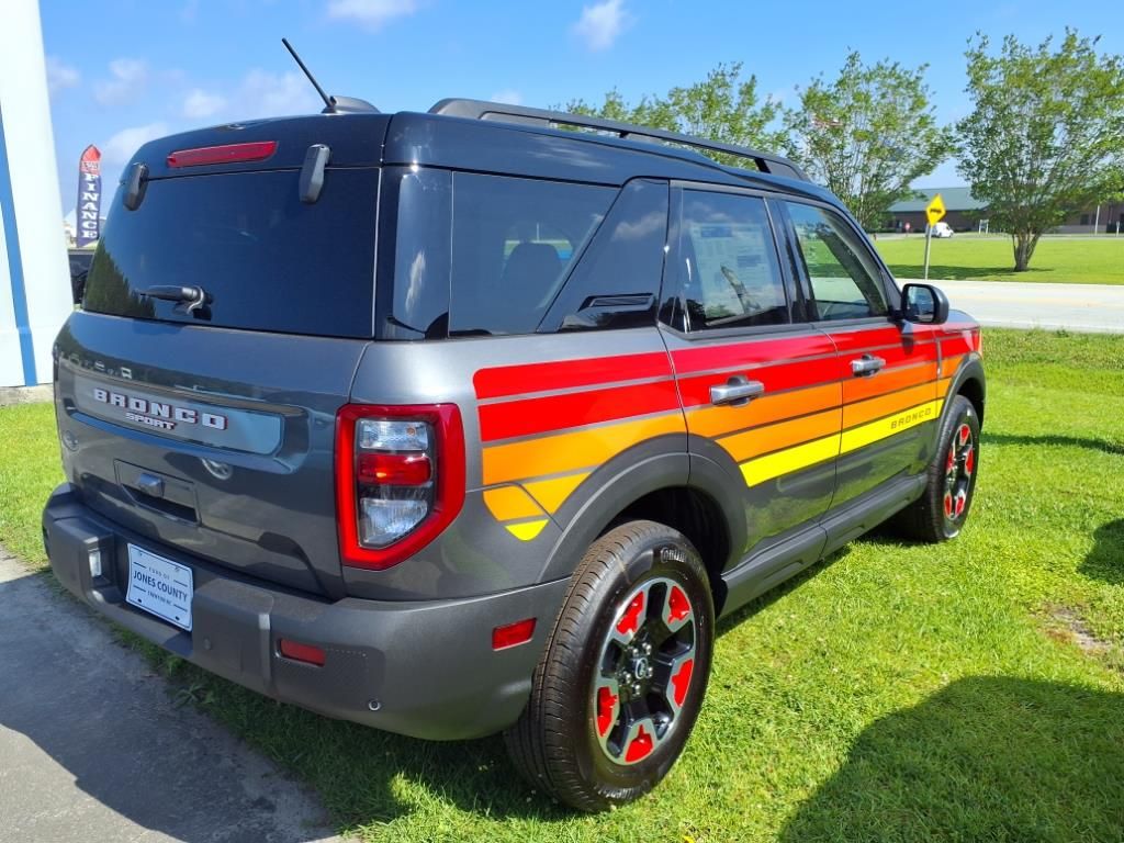 2025 Ford Bronco Sport Free Wheeling photo 2