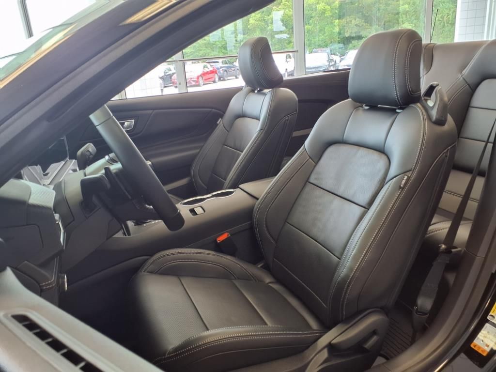 2025 Ford Mustang GT Premium Convertible - Photo 6