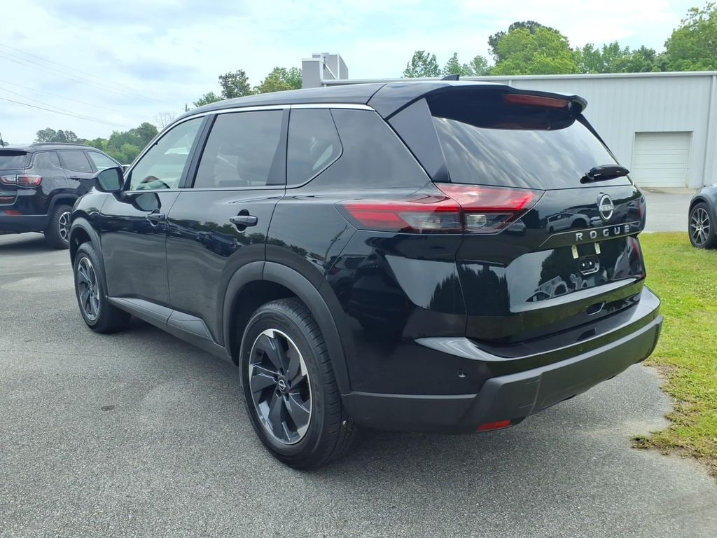 Used 2025 Nissan Rogue SV Sport Utility