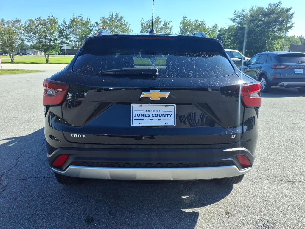 Used 2025 Chevrolet Trax LT Wagon