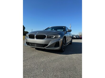 2025 BMW 3 Series 330i Sedan