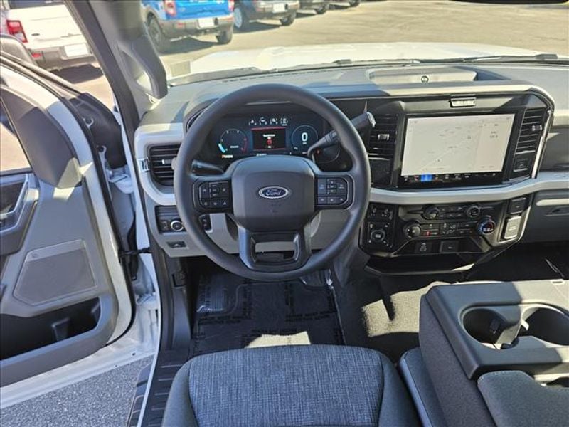 2026 Ford F-250 Super Duty XLT - Photo 13