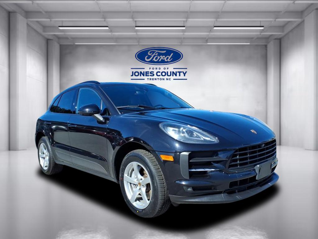 2021 Porsche Macan Base