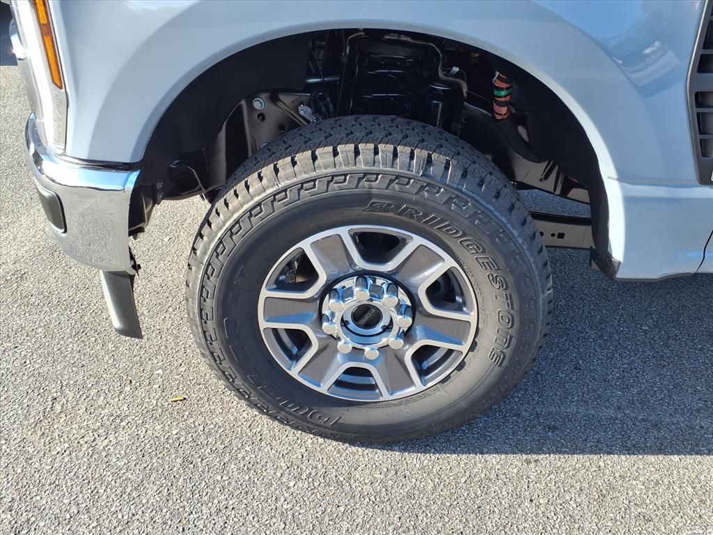 2026 Ford F-250 Super Duty Lariat - Photo 6