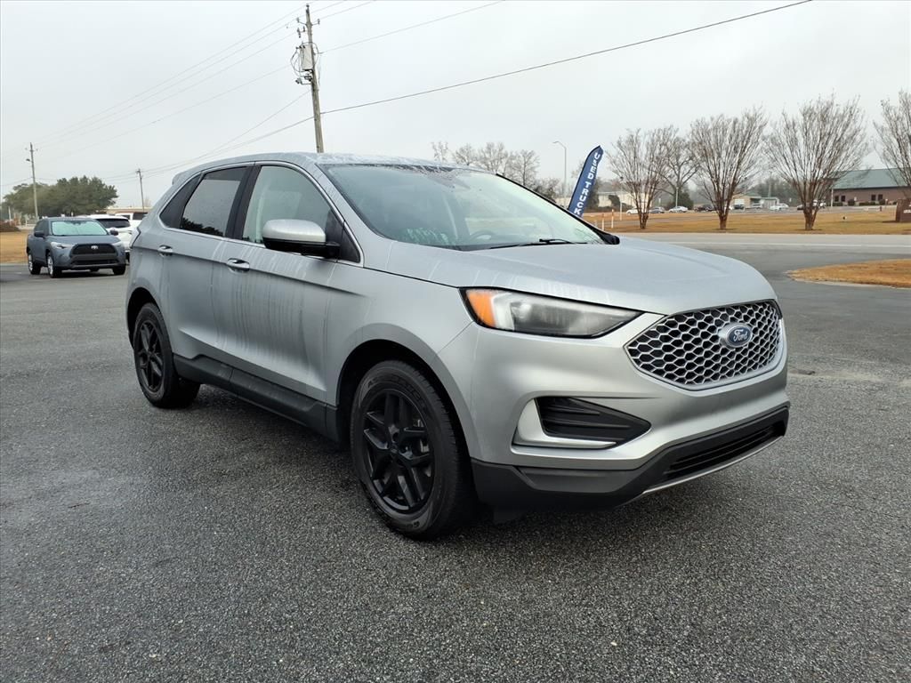 2024 Ford Edge SEL's photo