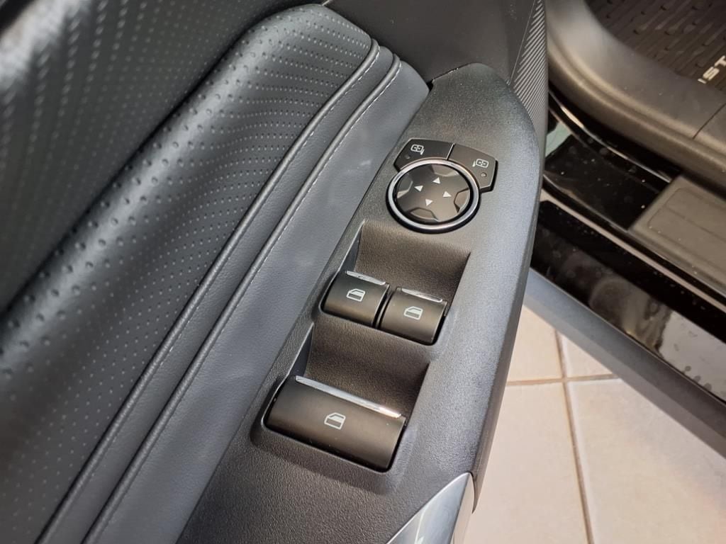 2025 Ford Mustang GT Premium Convertible - Photo 10