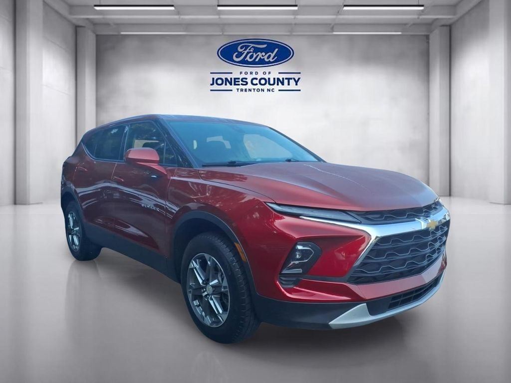 Used 2025 Chevrolet Blazer LT Sport Utility