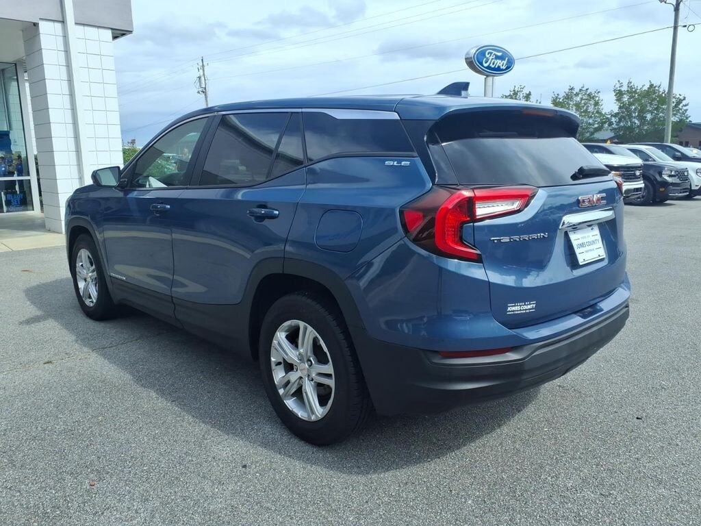 Used 2024 GMC Terrain SLE Sport Utility