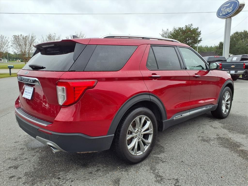 2022 Ford Explorer Limited photo 2