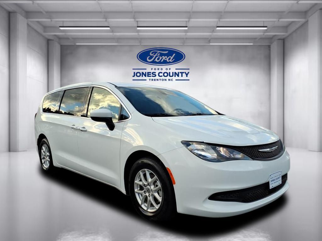 2022 Chrysler Voyager LX Passenger Van's photo