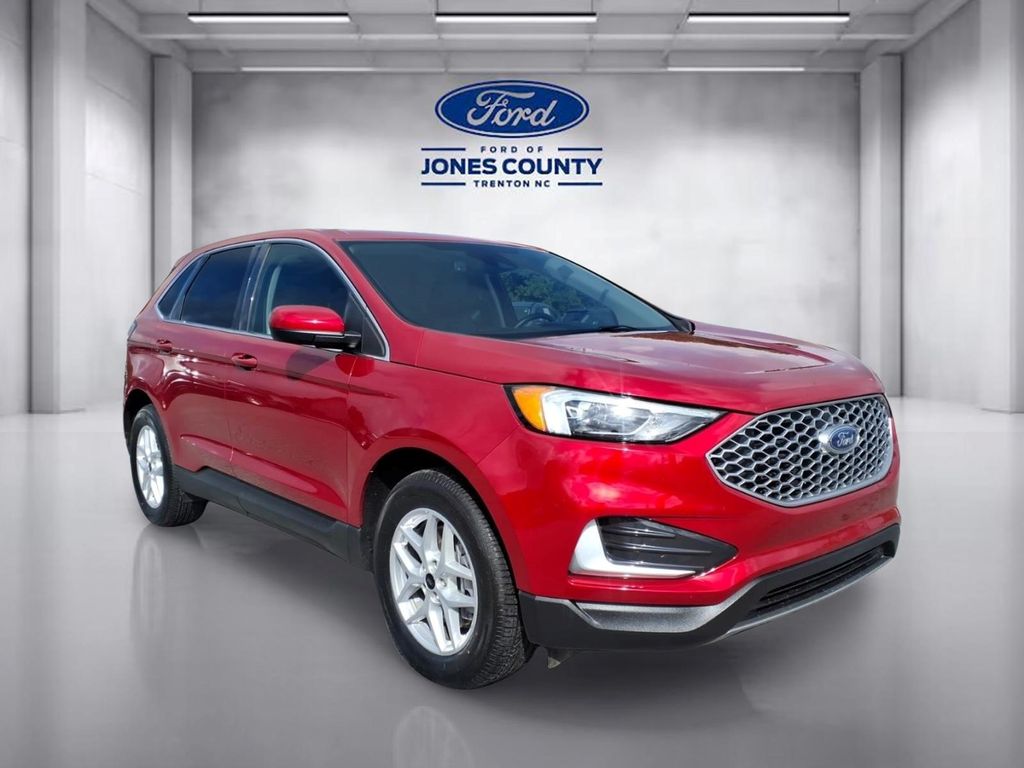 2024 Ford Edge SEL AWD's photo