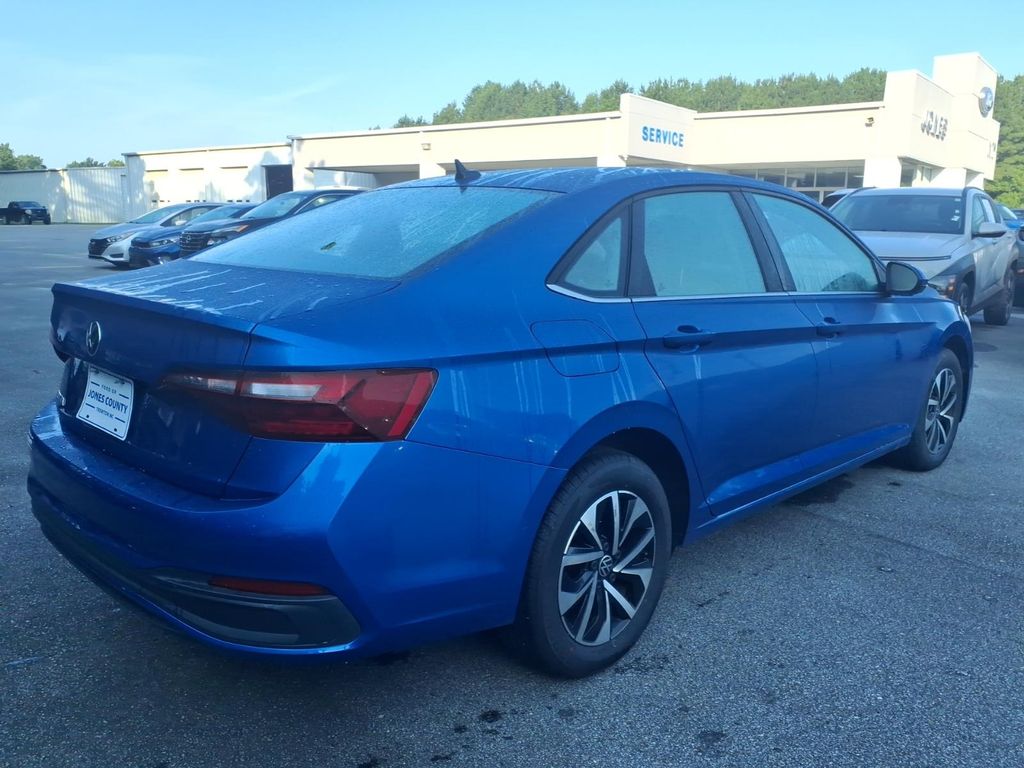 3VW5M7BUXRM080692