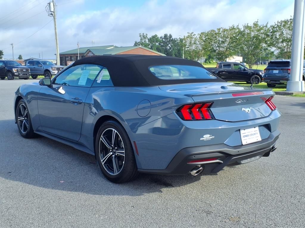 2025 Ford Mustang EcoBoost Premium Convertible photo 4