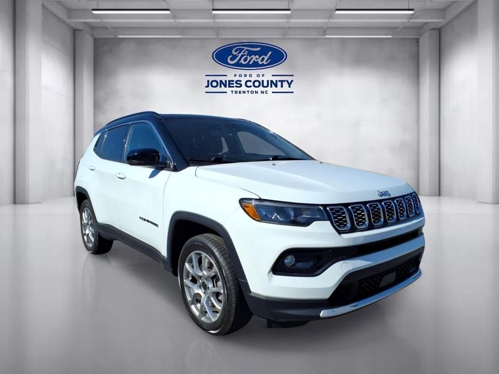 2025 Jeep Compass Limited 4X4's photo